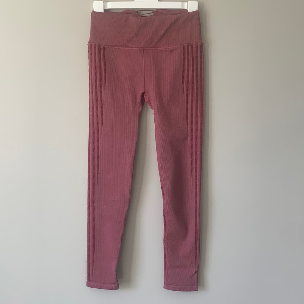 Fabletics pink leggings with detailing down the legs (part of a matching set)